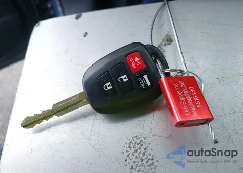 2016 Toyota Corolla Le из США, поврежденный, VIN 2T1BURHE2GC593779